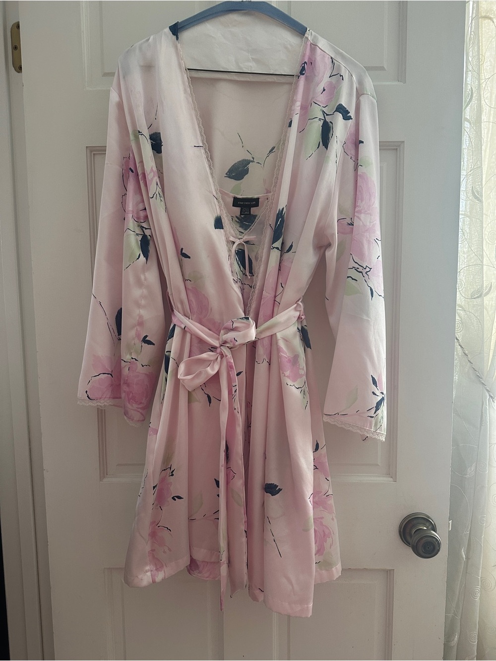 Jones New York floral satin short robe and nightgown 2-pc set, pink floral XL